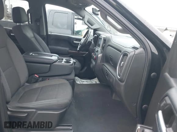 ✅ 2019 Chevrolet Silverado 1500 LT • VIN: 3GCPYDEK7KG138139 • Lot: 43720288. Wystawiony na IAAI z przebiegiem 97 800 mil. Bezpłatny archiwum sprzedaży aukcyjnych z USA i szczegółowy raport historii pojazdu na DreamBid. Zdjęcie 5.