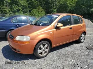 2006 Chevrolet Aveo LT z VIN KL1TG66646B540480, wystawiony jako Copart lot #69934585 z przebiegiem 171 044 mil mil oraz Szkoda całkowita • Salvage title. Historia ofert i sprzedaży dostępna na DreamBid. Obrazek 1.