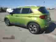 ✅ 2024 Hyundai Venue SEL • VIN: KMHRC8A35RU281834 • Лот: 76962894. Размещён на Copart с пробегом 18 010 миль миль. Получите бесплатный доступ к архиву аукционных продаж из США и посмотрите подробный отчёт об истории автомобиля на DreamBid. Изображение 2.