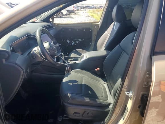 ✅ 2024 Hyundai Santa Cruz Limited • VIN: 5NTJEDAF3RH086728 • Лот: 67843105. Опубликован ранее на Copart с пробегом 24 173 миль. Бесплатный доступ к архиву аукционных продаж из США и подробный отчёт об истории автомобиля на DreamBid. Изображение 7.