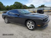 ✅ 2013 Dodge Challenger SXT • VIN: 2C3CDYAG8DH662846 • Lot: 73607164. Wystawiony na Copart z przebiegiem Nie podano. Bezpłatny archiwum sprzedaży aukcyjnych z USA i szczegółowy raport historii pojazdu na DreamBid. Zdjęcie 4.
