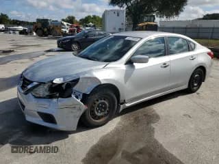 ✅ 2017 Nissan Altima SR • VIN: 1N4AL3AP1HC284912 • Lot: 82739995. Wystawiony na Copart z przebiegiem 82 089 mil. Bezpłatny archiwum sprzedaży aukcyjnych z USA i szczegółowy raport historii pojazdu na DreamBid. Zdjęcie 1.