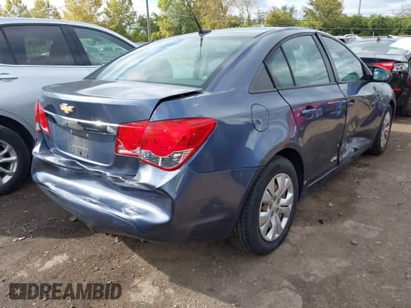 2013 Chevrolet Cruze LS с VIN 1G1PA5SHXD7140817, выставлен на аукционе IAAI как лот 43483326 с пробегом 104 080 миль миль и . История ставок и продаж доступна на DreamBid. Изображение 6.