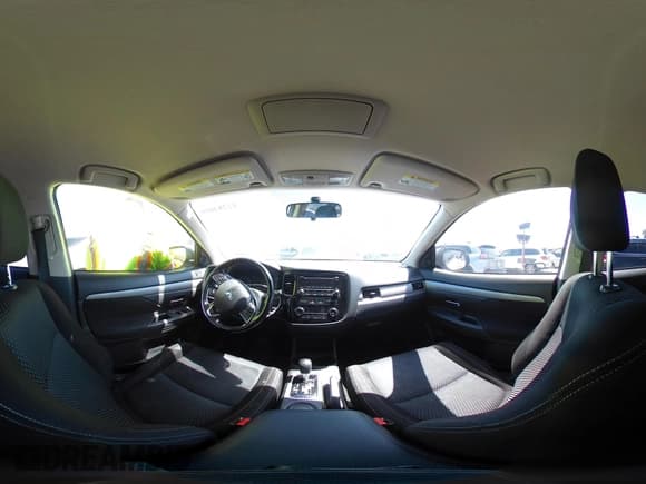 ✅ 2016 Mitsubishi Outlander ES • VIN: JA4AD2A30GZ051821 • Lot: 42283059. Listed on IAAI with 147,745 mi. Free auction sales archive from the USA and detailed vehicle history report at DreamBid. Image 18.