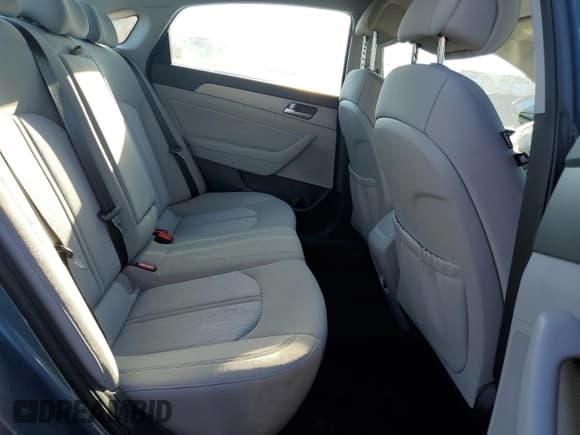 ✅ 2016 Hyundai Sonata SE • VIN: KMHE24L17GA037672 • Lot: 38761553. Listed on Copart with 47,885 mi. Free auction sales archive from the USA and detailed vehicle history report at DreamBid. Image 10.