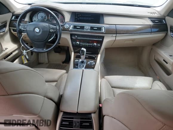 ✅ 2009 BMW 7 Series 750Li • VIN: WBAKB83509CY58960 • Lot: 58080265. Listed on Copart with 156,139 mi. Free auction sales archive from the USA and detailed vehicle history report at DreamBid. Image 8.