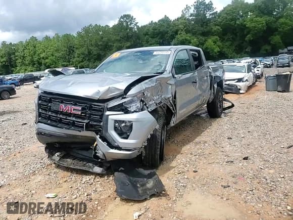 ✅ 2024 GMC Canyon 2WD Elevation • VIN: 1GTP5BEK5R1273142 • Лот: 65288145. Опубликован ранее на Copart с пробегом 12 001 миль. Бесплатный доступ к архиву аукционных продаж из США и подробный отчёт об истории автомобиля на DreamBid. Изображение 13.