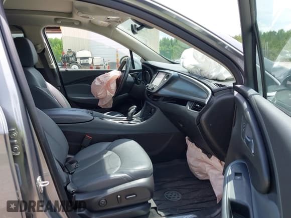 ✅ 2020 Buick Envision Essence • VIN: LRBFXCSA7LD149966 • Lot: 42213772. Wystawiony na IAAI z przebiegiem 83 976 mil. Bezpłatny archiwum sprzedaży aukcyjnych z USA i szczegółowy raport historii pojazdu na DreamBid. Zdjęcie 5.