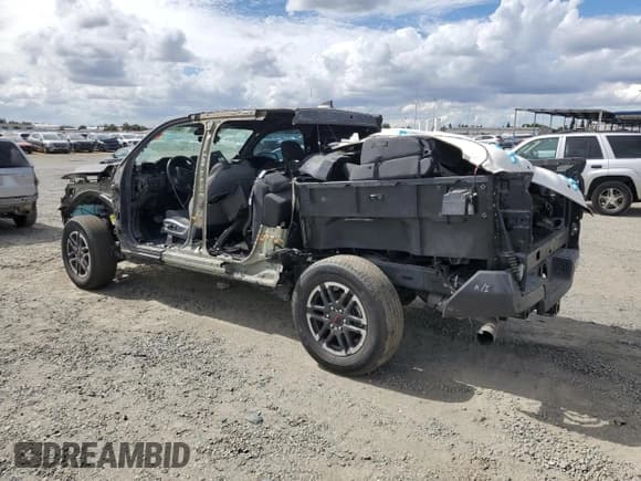 ✅ 2024 Toyota Tacoma SR5 • VIN: 3TMLB5JN4RM045791 • Lot: 84603605. Wystawiony na Copart z przebiegiem Nie podano. Bezpłatny archiwum sprzedaży aukcyjnych z USA i szczegółowy raport historii pojazdu na DreamBid. Zdjęcie 2.