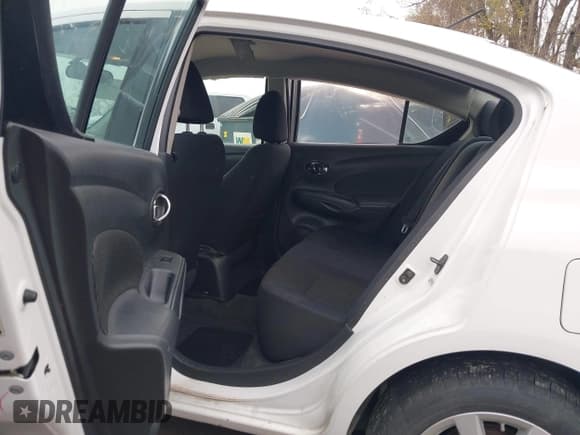 ✅ 2012 Nissan Versa SV • VIN: 3N1CN7AP5CL909221 • Лот: 43763639. Опубликован ранее на IAAI с пробегом 127 193 миль. Бесплатный доступ к архиву аукционных продаж из США и подробный отчёт об истории автомобиля на DreamBid. Изображение 8.