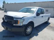 ✅ 2019 Ford F-150 XL • VIN: 1FTEX1C50KKC03721 • Lot: 42449106. Wystawiony na IAAI z przebiegiem 117 282 mil. Bezpłatny archiwum sprzedaży aukcyjnych z USA i szczegółowy raport historii pojazdu na DreamBid. Zdjęcie 2.