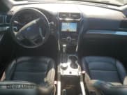 ✅ 2017 Ford Explorer Sport • VIN: 1FM5K8GTXHGE08714 • Lot: 92814095. Wystawiony na Copart z przebiegiem 169 423 mil. Bezpłatny archiwum sprzedaży aukcyjnych z USA i szczegółowy raport historii pojazdu na DreamBid. Zdjęcie 8.