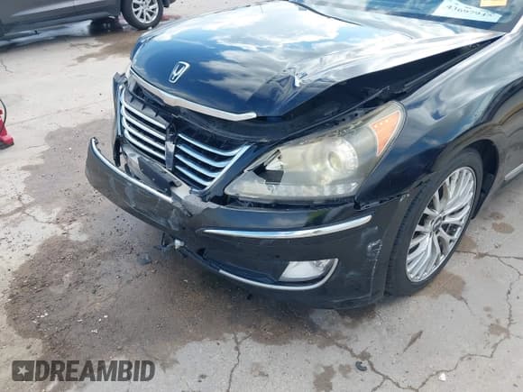 ✅ 2011 Hyundai Equus Signature • VIN: KMHGH4JF0BU042046 • Lot: 43697945. Listed on IAAI with 185,011 mi. Free auction sales archive from the USA and detailed vehicle history report at DreamBid. Image 17.