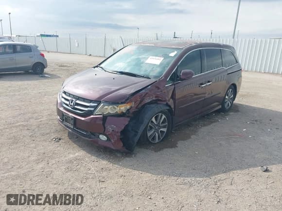 ✅ 2015 Honda Odyssey Touring Elite • VIN: 5FNRL5H90FB007684 • Lot: 43521492. Wystawiony na IAAI z przebiegiem 95 730 mil. Bezpłatny archiwum sprzedaży aukcyjnych z USA i szczegółowy raport historii pojazdu na DreamBid. Zdjęcie 2.