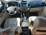 ✅ 2005 Lexus GX 470 • VIN: JTJBT20X950069685 • Lot: 89486775. Wystawiony na Copart z przebiegiem 134 472 mil. Bezpłatny archiwum sprzedaży aukcyjnych z USA i szczegółowy raport historii pojazdu na DreamBid. Zdjęcie 8.