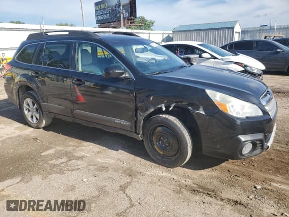 ✅ 2013 Subaru Outback Premium • VIN: 4S4BRBCC0D3317163 • Lot: 55112525. Listed on Copart with 177,822 mi. Free auction sales archive from the USA and detailed vehicle history report at DreamBid. Image 4.