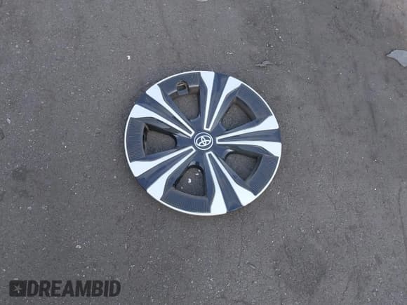 ✅ 2023 Toyota bZ4X XLE • VIN: JTMAAAAA9PA017477 • Лот: 42707474. Опубликован ранее на IAAI с пробегом 29 788 миль. Бесплатный доступ к архиву аукционных продаж из США и подробный отчёт об истории автомобиля на DreamBid. Изображение 12.