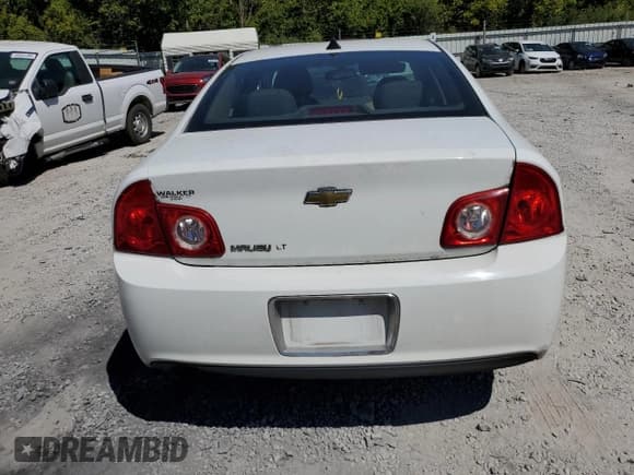 ✅ 2012 Chevrolet Malibu 1LT • VIN: 1G1ZC5E02CF211828 • Lot: 70133244. Listed on Copart with 115,572 mi. Free auction sales archive from the USA and detailed vehicle history report at DreamBid. Image 6.