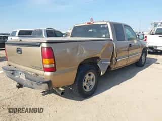 2000 Chevrolet Silverado 1500 LS z VIN 2GCEC19T1Y1277305, wystawiony jako IAAI lot #43516630 z przebiegiem 220 529 mil mil oraz . Historia ofert i sprzedaży dostępna na DreamBid. Obrazek 4.