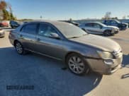 ✅ 2006 Toyota Avalon XL • VIN: 4T1BK36B46U092708 • Лот: 93281885. Опубликован ранее на Copart с пробегом 277 010 миль. Бесплатный доступ к архиву аукционных продаж из США и подробный отчёт об истории автомобиля на DreamBid. Изображение 4.