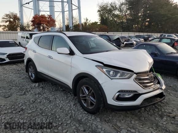 ✅ 2017 Hyundai Santa Fe 2.4L • VIN: 5NMZUDLB9HH016404 • Lot: 86643515. Listed on Copart with 73,795 mi. Free auction sales archive from the USA and detailed vehicle history report at DreamBid. Image 4.