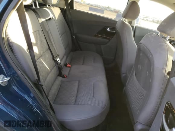 ✅ 2020 Kia Niro LX • VIN: KNDCB3LC8L5375981 • Лот: 89706205. Опубликован ранее на Copart с пробегом 259 354 миль. Бесплатный доступ к архиву аукционных продаж из США и подробный отчёт об истории автомобиля на DreamBid. Изображение 11.