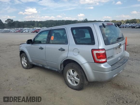 ✅ 2012 Ford Escape XLS • VIN: 1FMCU0C75CKA35597 • Lot: 86604185. Listed on Copart with 267,192 mi. Free auction sales archive from the USA and detailed vehicle history report at DreamBid. Image 2.