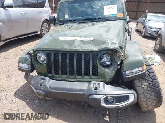 ✅ 2023 Jeep Gladiator Willys • VIN: 1C6JJTAM9PL591854 • Lot: 42817636. Wystawiony na IAAI z przebiegiem 1 954 mil. Bezpłatny archiwum sprzedaży aukcyjnych z USA i szczegółowy raport historii pojazdu na DreamBid. Zdjęcie 12.