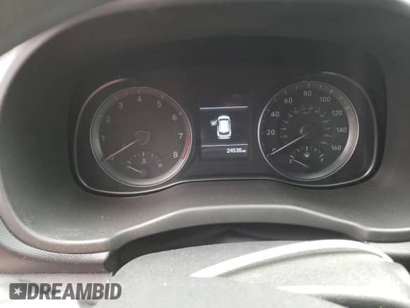 2019 Hyundai Kona SE z VIN KM8K12AA9KU231026, wystawiony jako Copart lot #69790512 z przebiegiem 24 535 mil mil oraz . Historia ofert i sprzedaży dostępna na DreamBid. Obrazek 9.