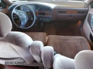 ✅ 1988 Ford Taurus LX • VIN: 1FABP5345JG210480 • Лот: 50248585. Опубликован ранее на Copart с пробегом 47 172 миль. Бесплатный доступ к архиву аукционных продаж из США и подробный отчёт об истории автомобиля на DreamBid. Изображение 8.