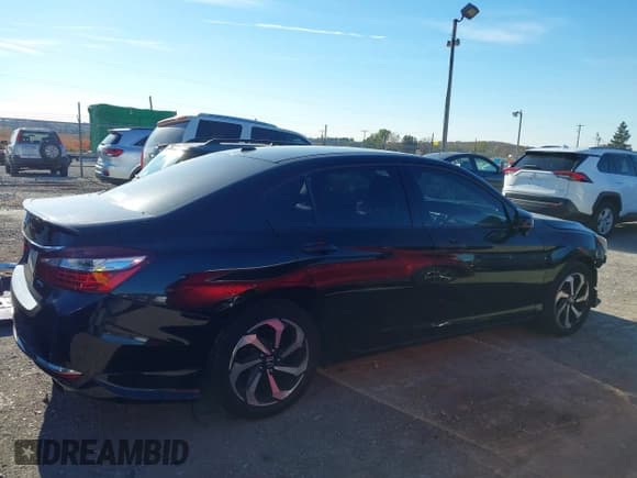 ✅ 2016 Honda Accord EX-L • VIN: 1HGCR3F86GA008238 • Лот: 43536042. Опубликован ранее на IAAI с пробегом 92 828 миль. Бесплатный доступ к архиву аукционных продаж из США и подробный отчёт об истории автомобиля на DreamBid. Изображение 13.