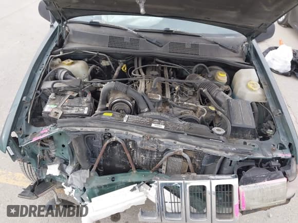 ✅ 1997 Jeep Grand Cherokee Laredo • VIN: 1J4GZ58SXVC569641 • Lot: 43626465. Listed on IAAI with 170,882 mi. Free auction sales archive from the USA and detailed vehicle history report at DreamBid. Image 10.