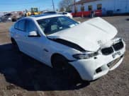 ✅ 2016 BMW 5 Series 528i xDrive • VIN: WBA5A7C52GG144408 • Lot: 43555268. Wystawiony na IAAI z przebiegiem 37 273 mil. Bezpłatny archiwum sprzedaży aukcyjnych z USA i szczegółowy raport historii pojazdu na DreamBid. Zdjęcie 1.