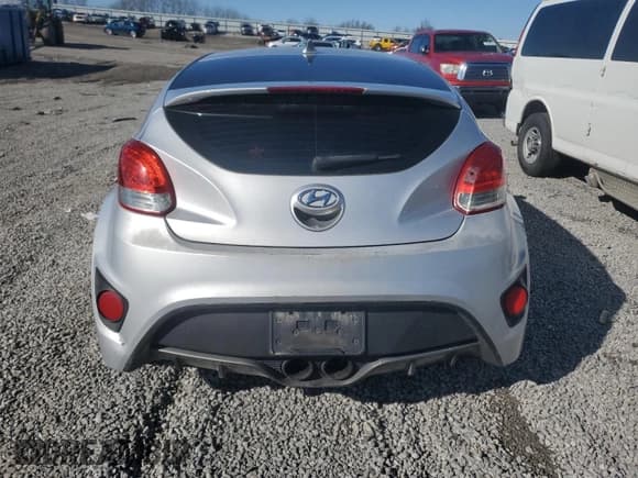 ✅ 2013 Hyundai Veloster Turbo • VIN: KMHTC6AE6DU177289 • Lot: 45384845. Wystawiony na Copart z przebiegiem Nie podano. Bezpłatny archiwum sprzedaży aukcyjnych z USA i szczegółowy raport historii pojazdu na DreamBid. Zdjęcie 6.