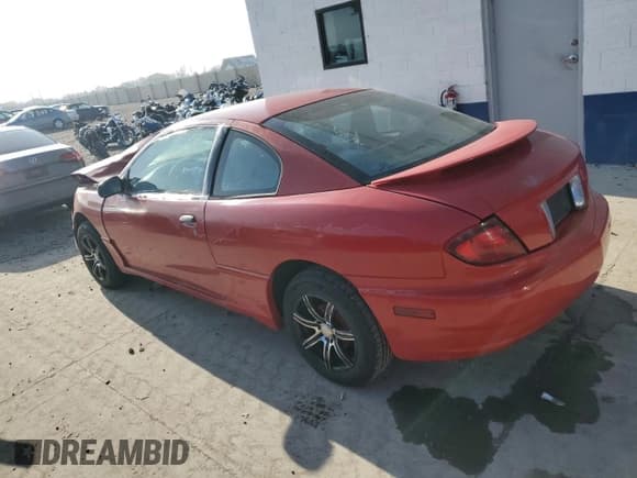 ✅ 2004 Pontiac Sunfire • VIN: 1G2JB12F847250044 • Lot: 83433334. Wystawiony na Copart z przebiegiem Nie podano. Bezpłatny archiwum sprzedaży aukcyjnych z USA i szczegółowy raport historii pojazdu na DreamBid. Zdjęcie 2.
