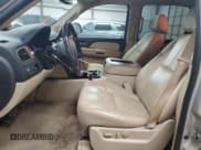 ✅ 2008 Chevrolet Suburban 3LT • VIN: 1GNFC16038R142159 • Lot: 89521845. Listed on Copart with 140,112 mi. Free auction sales archive from the USA and detailed vehicle history report at DreamBid. Image 7.