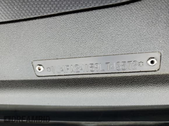 ✅ 2009 Jeep Wrangler X • VIN: 1J4FA24159L743572 • Лот: 63623425. Опубликован ранее на Copart с пробегом 138 964 миль. Бесплатный доступ к архиву аукционных продаж из США и подробный отчёт об истории автомобиля на DreamBid. Изображение 14.