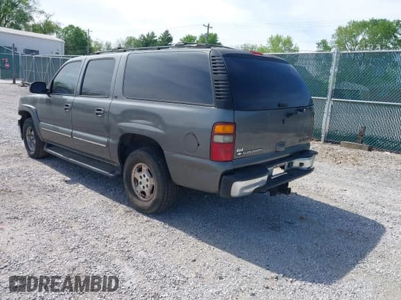 ✅ 2002 Chevrolet Suburban LS • VIN: 1GNFK16ZX2J297816 • Лот: 41784184. Опубликован ранее на IAAI с пробегом 231 918 миль. Бесплатный доступ к архиву аукционных продаж из США и подробный отчёт об истории автомобиля на DreamBid. Изображение 3.