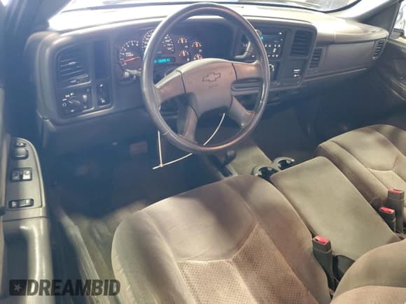 ✅ 2003 Chevrolet Silverado 1500 LS • VIN: 1GCEK14T03Z294736 • Lot: 84880685. Listed on Copart with 106,450 mi. Free auction sales archive from the USA and detailed vehicle history report at DreamBid. Image 8.