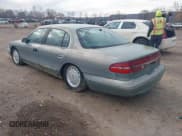 ✅ 1995 Lincoln Continental • VIN: 1LNLM97V3SY706547 • Lot: 43679905. Wystawiony na IAAI z przebiegiem 85 918 mil. Bezpłatny archiwum sprzedaży aukcyjnych z USA i szczegółowy raport historii pojazdu na DreamBid. Zdjęcie 3.