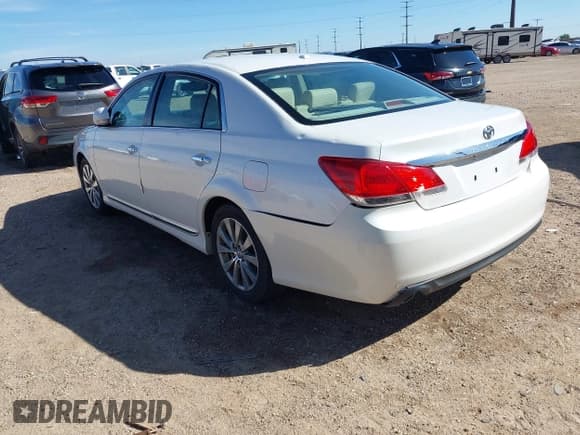 ✅ 2012 Toyota Avalon • VIN: 4T1BK3DB6CU453001 • Lot: 42837978. Listed on IAAI with 151,824 mi. Free auction sales archive from the USA and detailed vehicle history report at DreamBid. Image 3.
