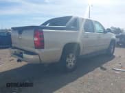 ✅ 2008 Chevrolet Avalanche LTZ • VIN: 3GNEC12038G170903 • Lot: 41865554. Listed on IAAI with 236,577 mi. Free auction sales archive from the USA and detailed vehicle history report at DreamBid. Image 4.