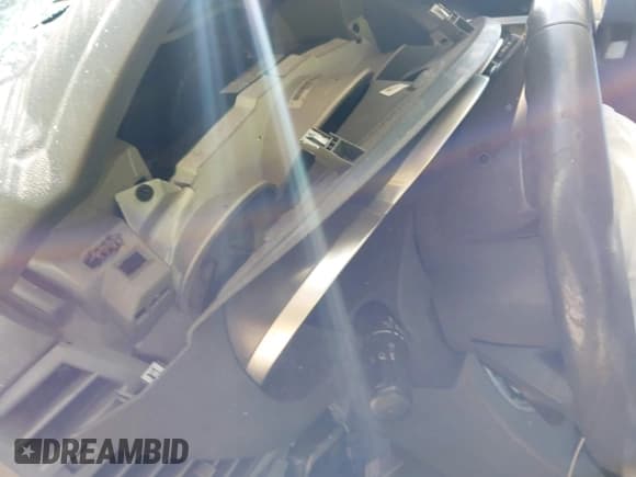 ✅ 2008 Chrysler Sebring Touring • VIN: 1C3LC56J08N284279 • Lot: 43041685. Listed on IAAI with Not provided. Free auction sales archive from the USA and detailed vehicle history report at DreamBid. Image 7.