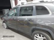 ✅ 2018 Jeep Cherokee Latitude Plus • VIN: 1C4PJLLX5JD524860 • Лот: 42617505. Опубликован ранее на IAAI с пробегом 83 518 миль. Бесплатный доступ к архиву аукционных продаж из США и подробный отчёт об истории автомобиля на DreamBid. Изображение 15.