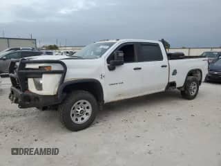 2020 Chevrolet Silverado 3500HD Work Truck z VIN 1GC4YSE71LF259223, wystawiony jako Copart lot #81938794 z przebiegiem Nie podano mil oraz Szkoda całkowita • Salvage title. Historia ofert i sprzedaży dostępna na DreamBid. Obrazek 1.