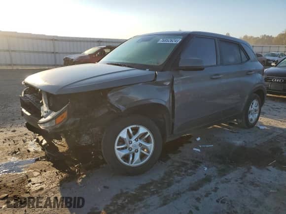 ✅ 2022 Hyundai Venue SE • VIN: KMHRB8A39NU195259 • Лот: 76952624. Размещён на Copart с пробегом 35 919 миль миль. Получите бесплатный доступ к архиву аукционных продаж из США и посмотрите подробный отчёт об истории автомобиля на DreamBid. Изображение 1.