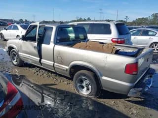 ✅ 2000 Chevrolet S-10 LS • VIN: 1GCCS1957Y8314866 • Лот: 41452658. Опубликован ранее на IAAI с пробегом 146 505 миль. Бесплатный доступ к архиву аукционных продаж из США и подробный отчёт об истории автомобиля на DreamBid. Изображение 3.