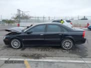 ✅ 2005 Volvo S80 • VIN: YV1TS911351411438 • Лот: 42361869. Опубликован ранее на IAAI с пробегом 101 502 миль. Бесплатный доступ к архиву аукционных продаж из США и подробный отчёт об истории автомобиля на DreamBid. Изображение 14.