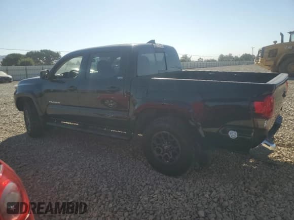 ✅ 2018 Toyota Tacoma SR5 • VIN: 3TMAZ5CN3JM054650 • Lot: 80887475. Wystawiony na Copart z przebiegiem 194 526 mil. Bezpłatny archiwum sprzedaży aukcyjnych z USA i szczegółowy raport historii pojazdu na DreamBid. Zdjęcie 2.