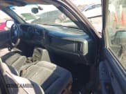 ✅ 2002 Chevrolet Silverado 1500 LT • VIN: 2GCEK19T221140254 • Lot: 41320681. Listed on IAAI with 189,515 mi. Free auction sales archive from the USA and detailed vehicle history report at DreamBid. Image 5.